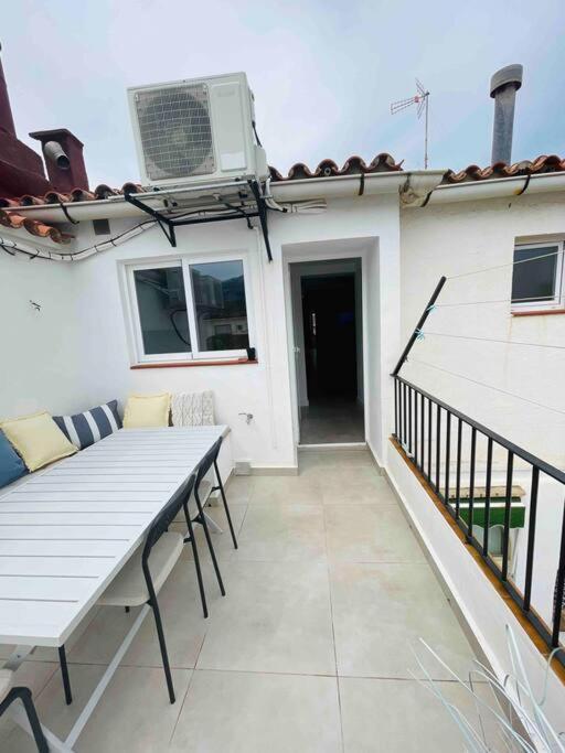 Attic Apartment In Old Town Denia Bagian luar foto